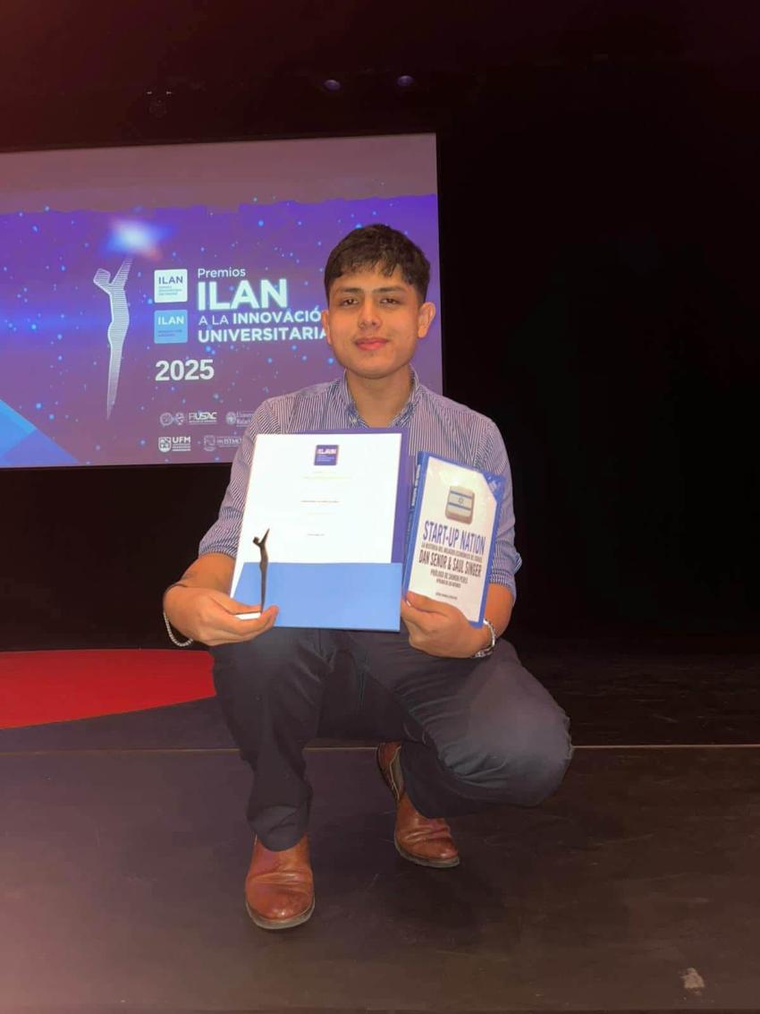 Con mucho orgullo y satisfacción felicitamos al destacado Exalumo Sebastián Secaira Blanco, quien ganó el 1er Lugar en los Premios ILAN, por desarrollar el proyecto más innovador de la Universidad Galileo.  👏🏻👏🏻👏🏻 Link: https://www.galileo.edu/.../jovenes-de-ugalileo.../