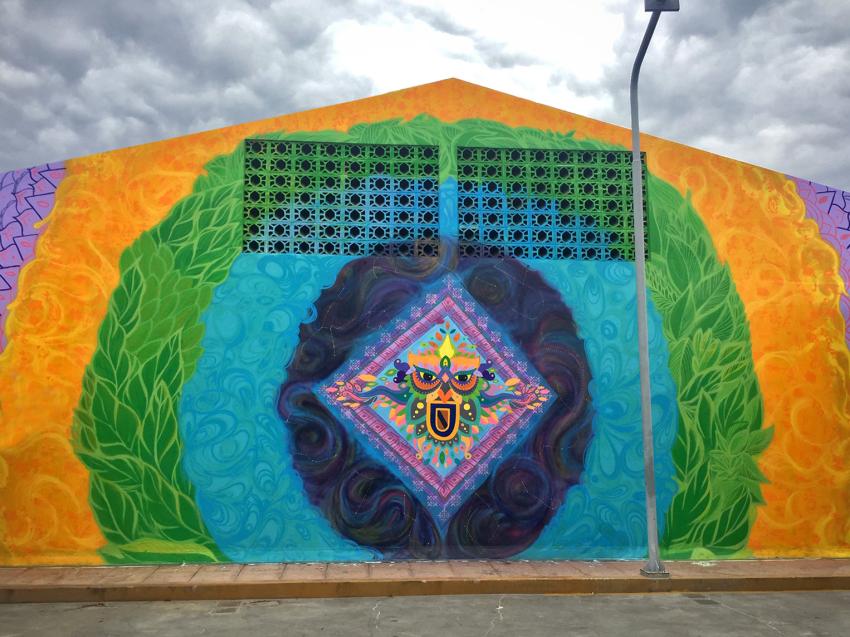 Mural ¨Corazón de fuego¨ de Luis Caal