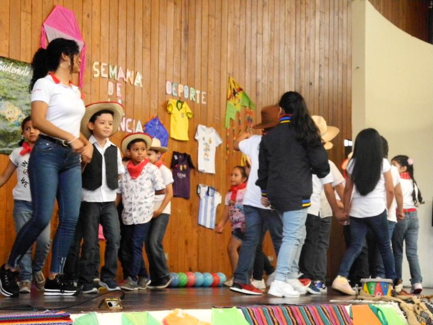 Acto cívio, 1ero. primaria