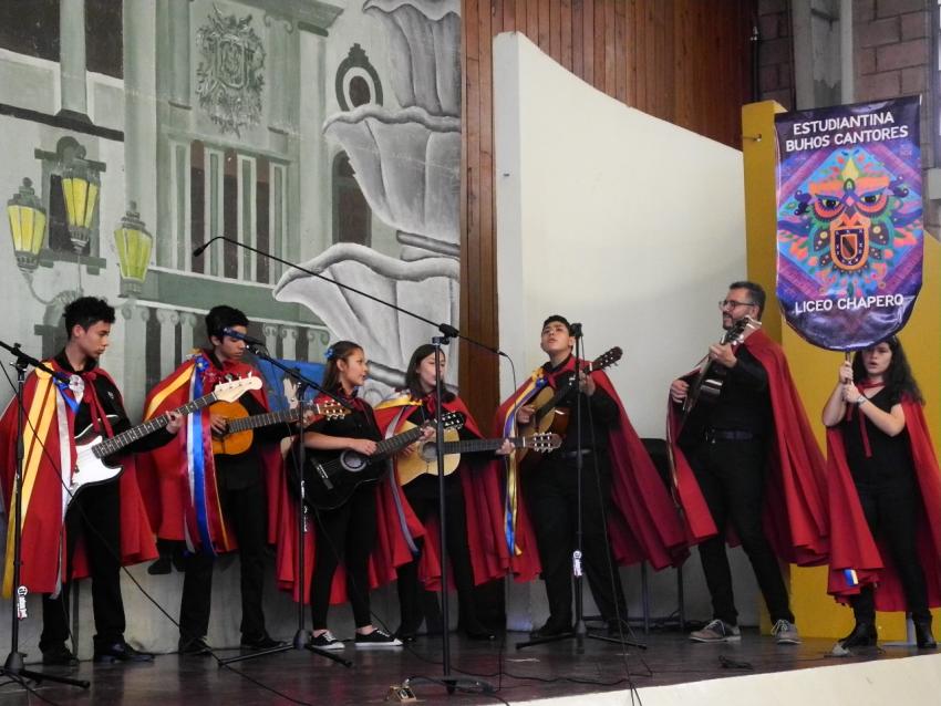Estudiantina ¨Buhos Cantores¨
