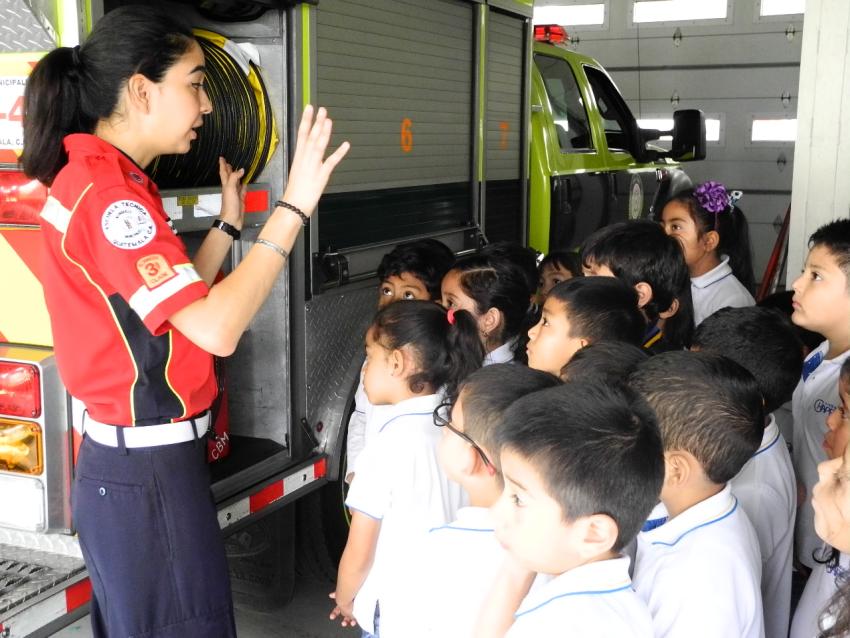 Visita a la Estación Central de los Bomberos Municipales