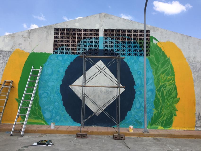 Mural ¨Corazón de fuego¨ de Luis Caal