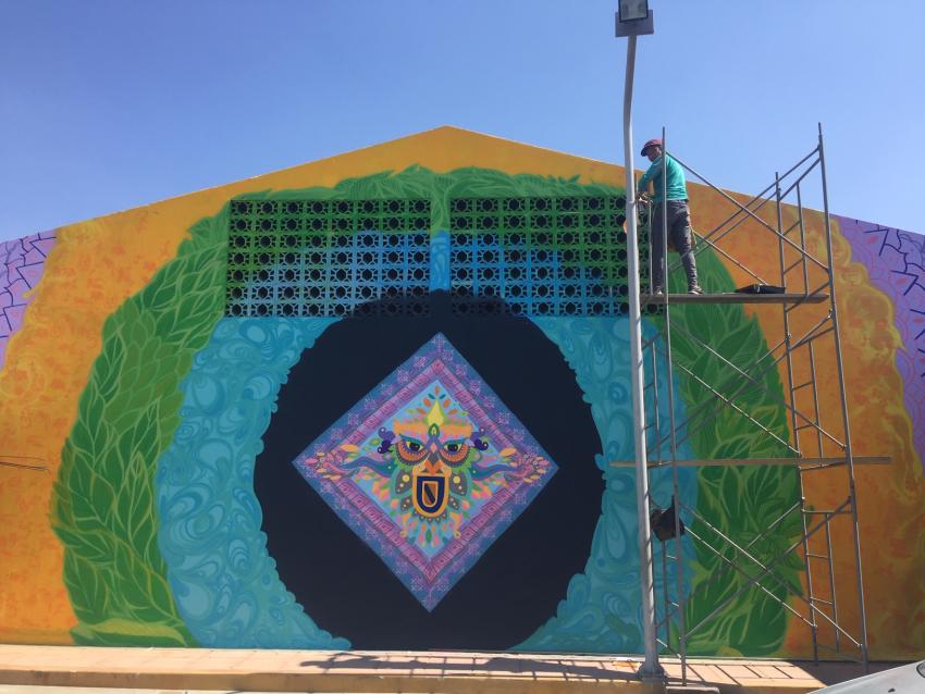 Mural ¨Corazón de fuego¨ de Luis Caal