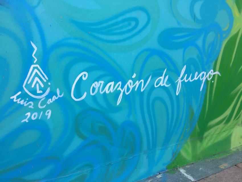 Mural ¨Corazón de fuego¨ de Luis Caal
