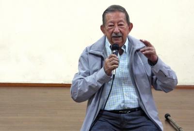 Charla de don Antonio Móbil