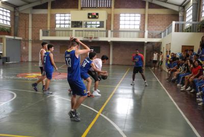 Mañana deportiva secundaria