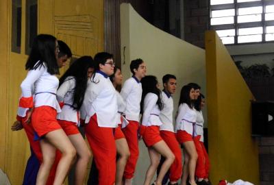 Semana Cultural Secundaria (trajes típicos, bailes regionales y doblajes)