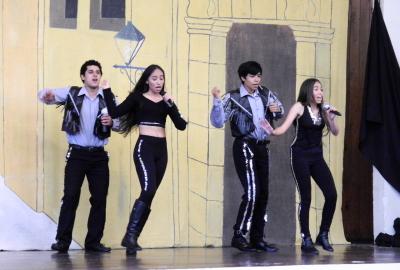 Semana Cultural Secundaria (trajes típicos, bailes regionales y doblajes)