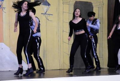Semana Cultural Secundaria (trajes típicos, bailes regionales y doblajes)