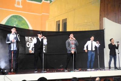 Semana Cultural Secundaria (trajes típicos, bailes regionales y doblajes)
