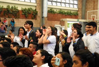 Semana Cultural Secundaria (trajes típicos, bailes regionales y doblajes)