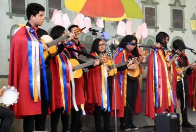 Estudiantina ¨Buhos Cantores¨