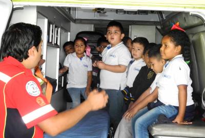 Visita a la Estación Central de los Bomberos Municipales