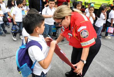 Visita a la Estación Central de los Bomberos Municipales