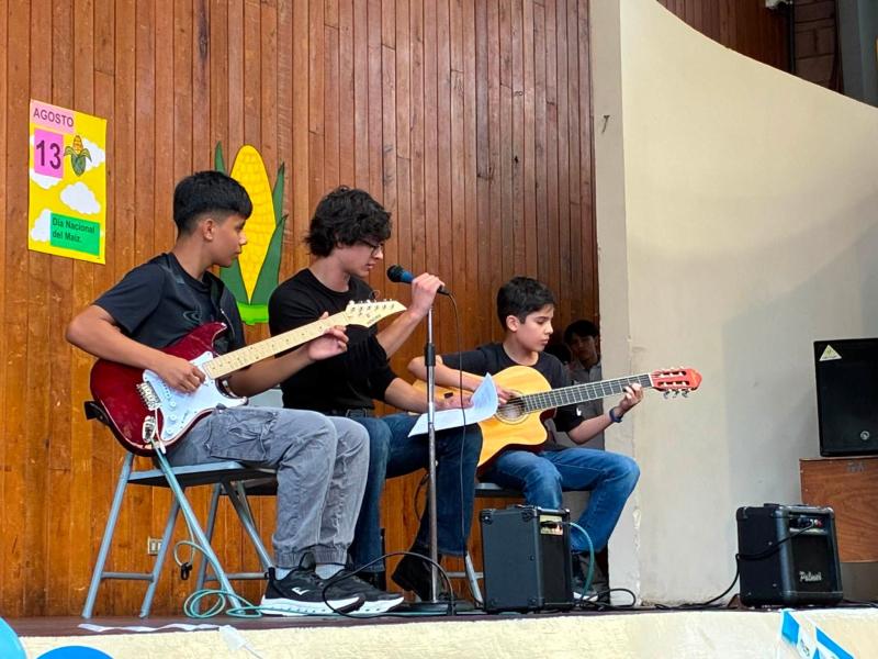 Actividad cívica y cultural de primero básico